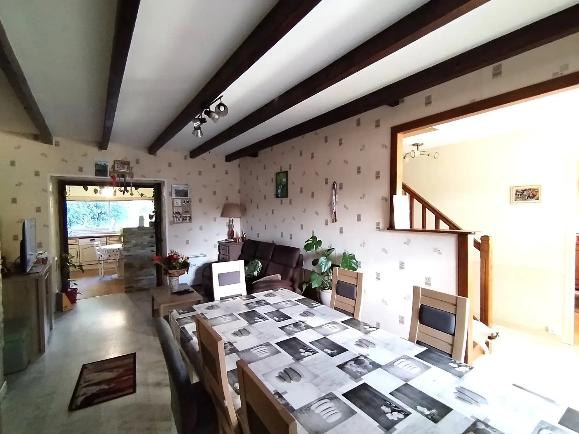 Maison individuelle 117 m² avec jardin et panneaux solaires à Saint James 