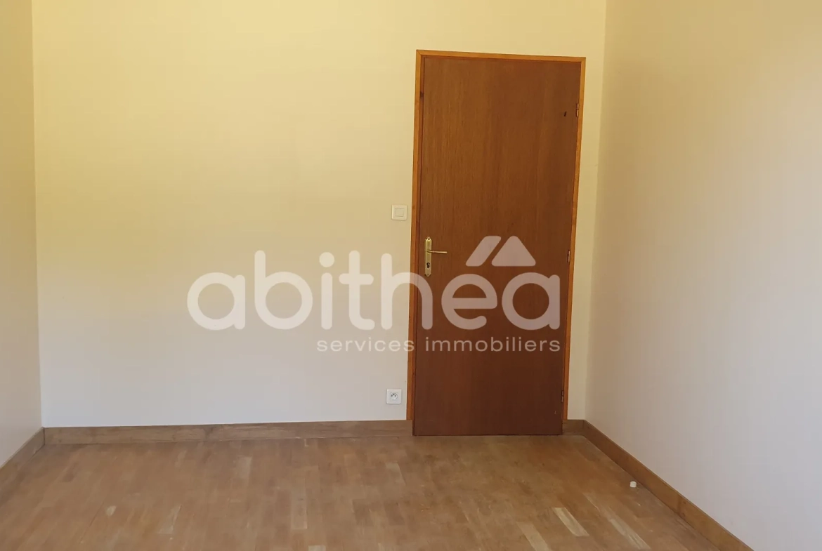 Maison de plain-pied de 60 m² avec jardin à Oradour-sur-Vayres (87150) 