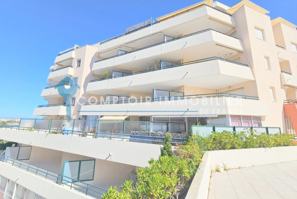 Bel appartement T2 avec terrasse de 18m² en front de mer à Sète 
