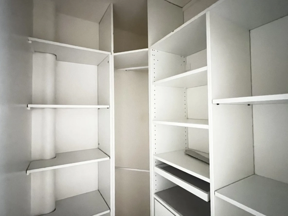Bel appartement de 3 pièces avec parking et piscine à Le Chesnay 