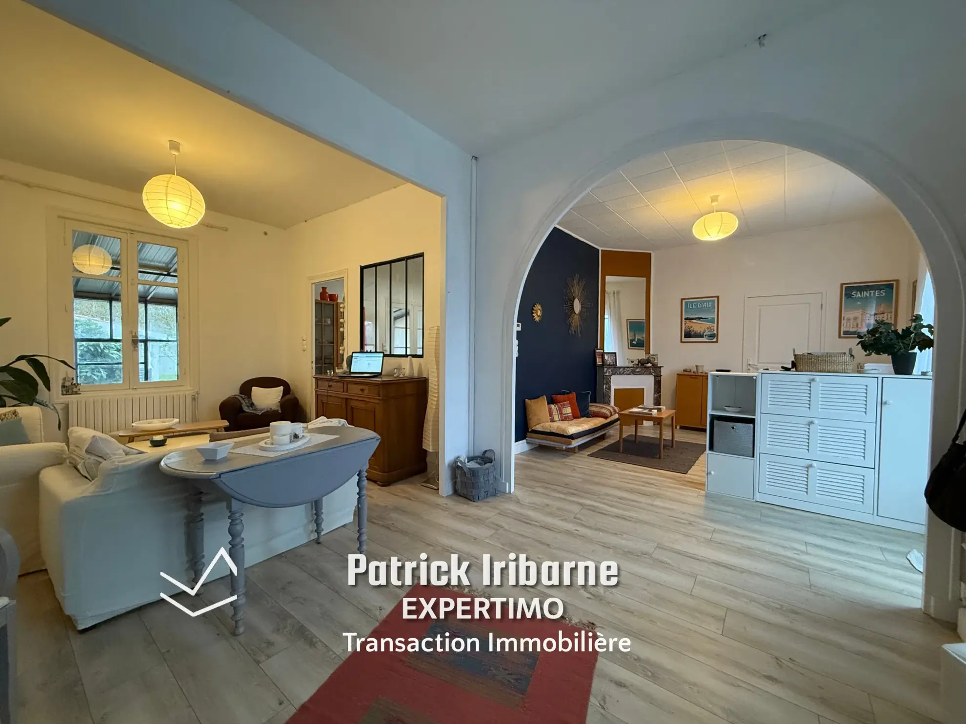 Maison ancienne rénovée à Saintes avec studio indépendant et jardin de 500 m² 