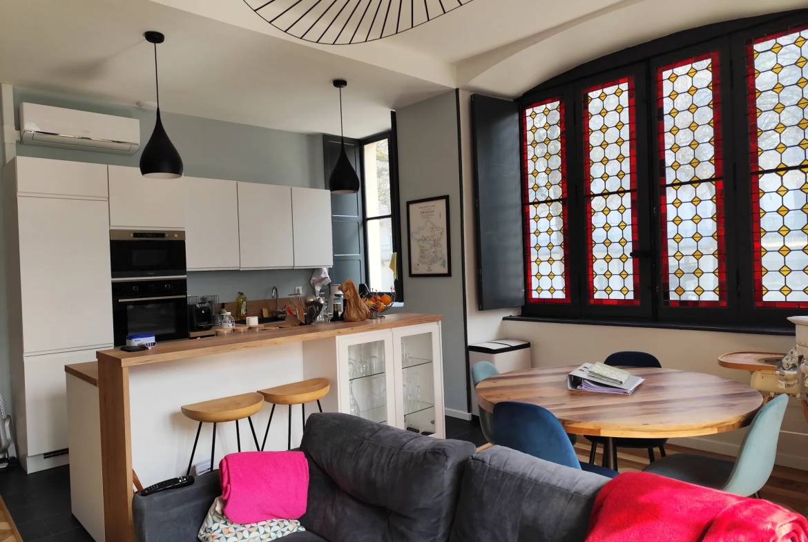 Bel appartement T3 rénové de 69 m² au centre de Bagnères de Luchon 