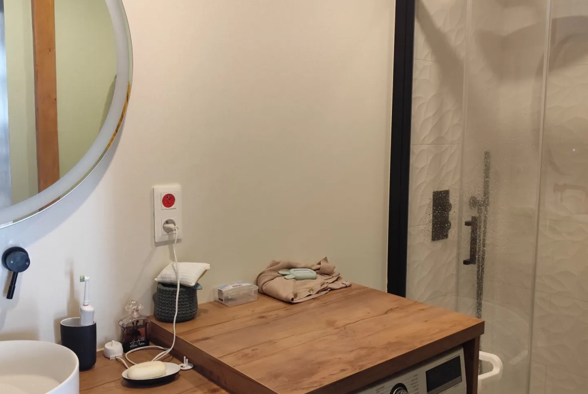 Bel appartement T3 rénové de 69 m² au centre de Bagnères de Luchon 