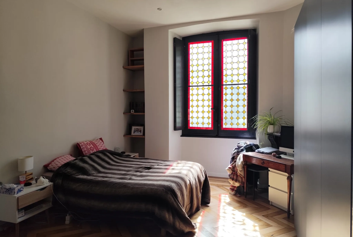 Bel appartement T3 rénové de 69 m² au centre de Bagnères de Luchon 