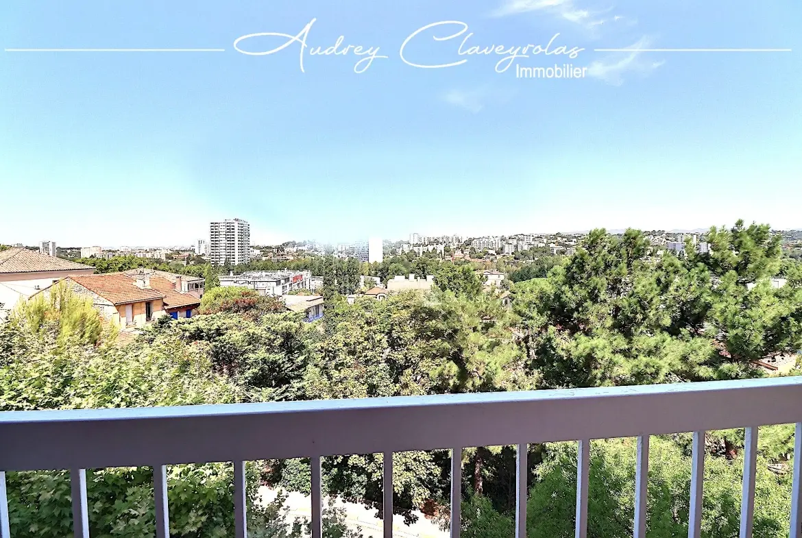 Appartement lumineux de 62 m² avec parking et cave à Marseille 