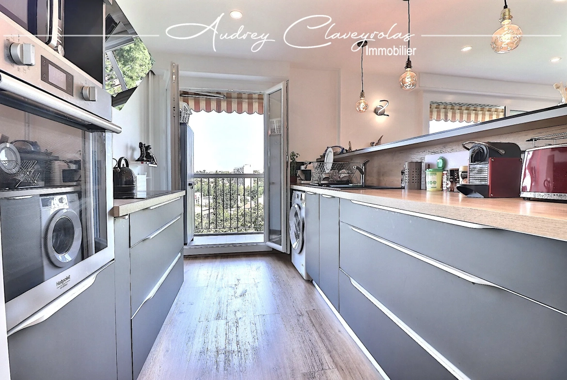 Appartement lumineux de 62 m² avec parking et cave à Marseille 