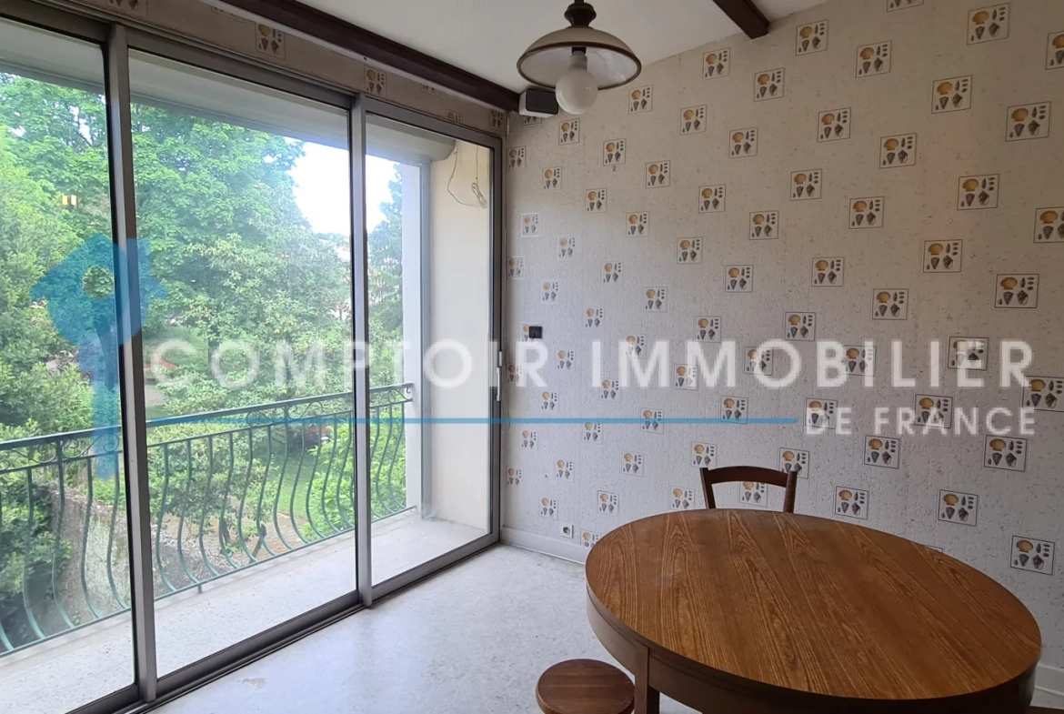 Maison de 165 m² avec studios indépendants à Valence, investissement idéal 