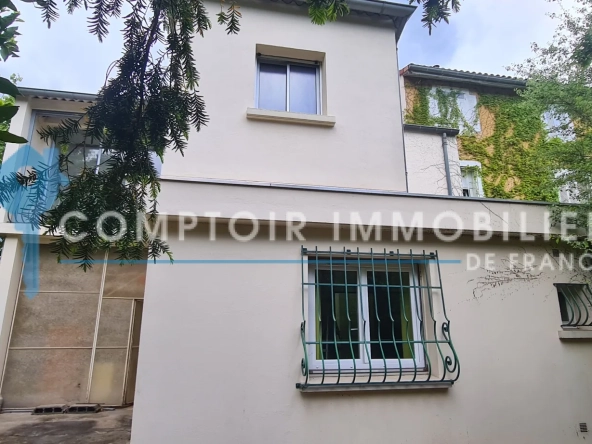 Maison de 165 m² avec studios indépendants à Valence, investissement idéal