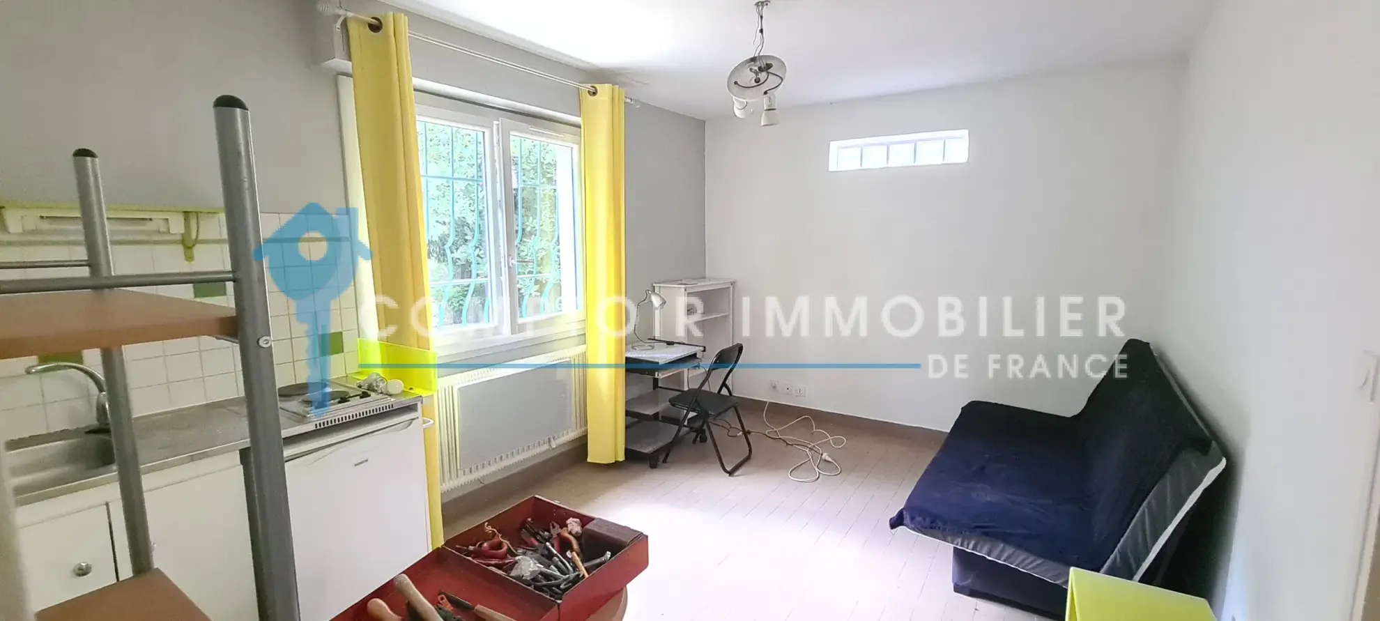 Maison de 165 m² avec studios indépendants à Valence, investissement idéal 