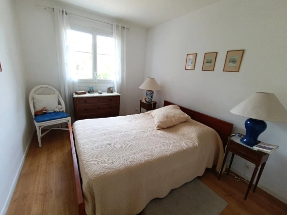 À vendre appartement T3 de 60 m² à Toulon Serinette avec garage et balcon 