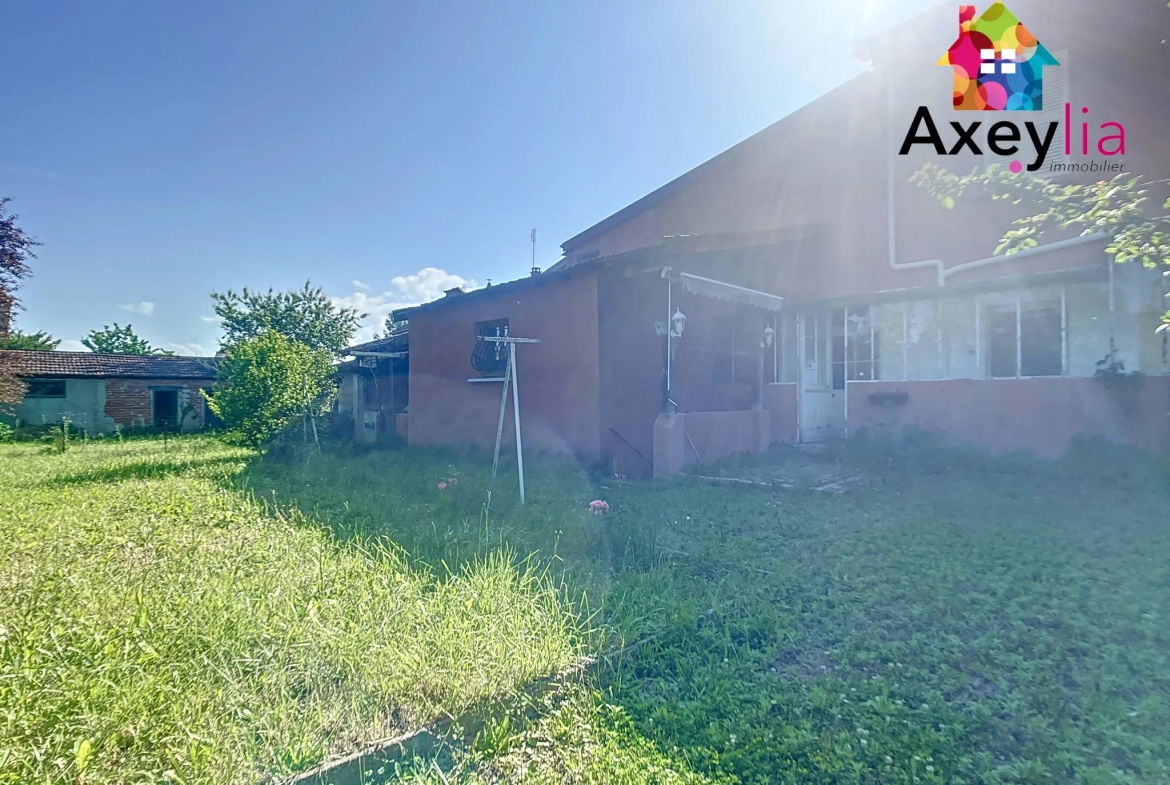 Maison à rénover de 110 m² avec dépendances et grand terrain à Mably 