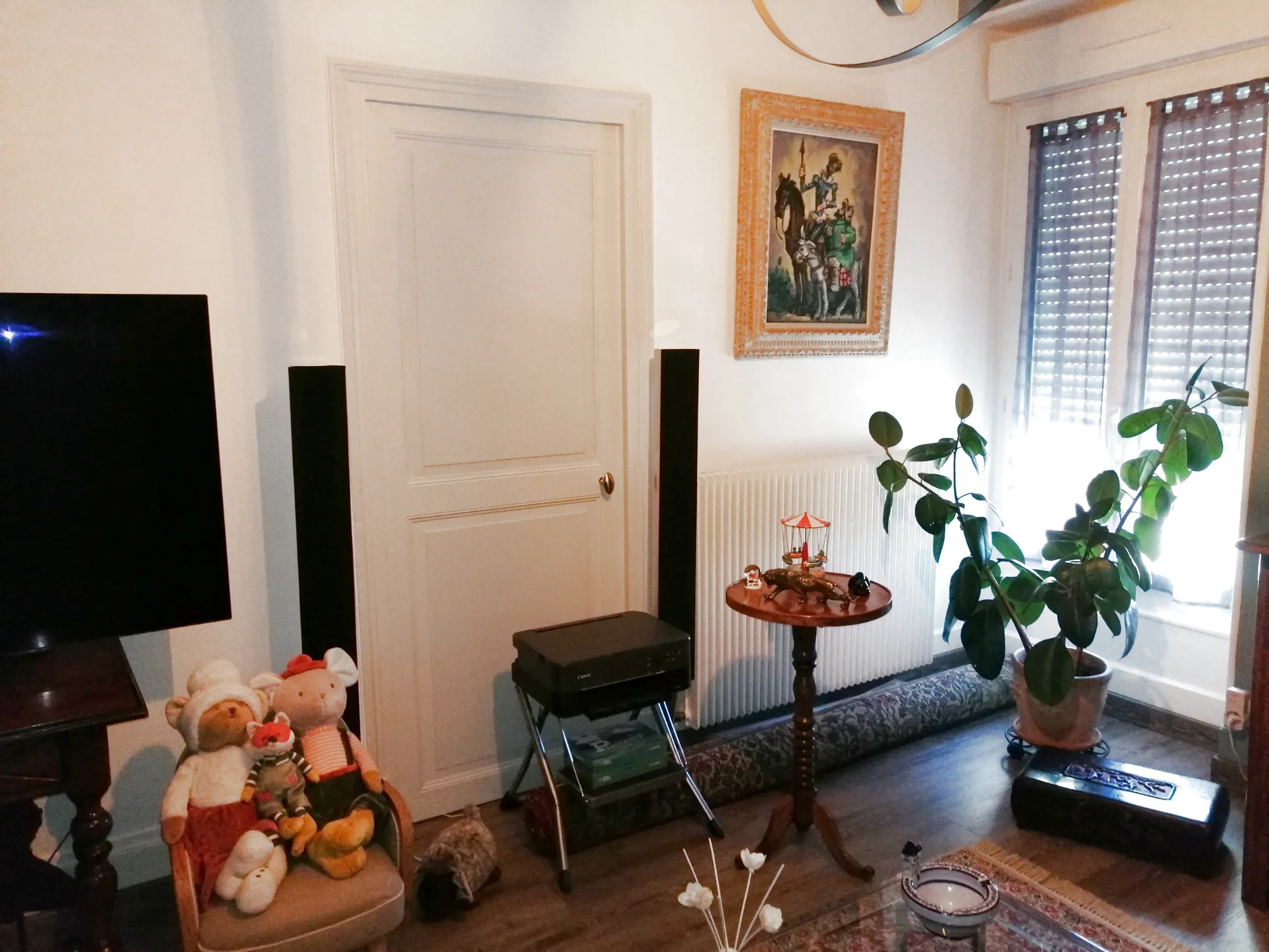 Immeuble à Nevers avec 4 appartements, jardin et potentiel locatif élevé 