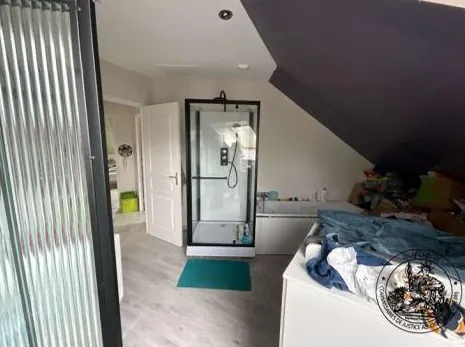 Maison F6 avec jardin et garage à vendre à Segré-En-Anjou Bleu pour 80 000 euros 