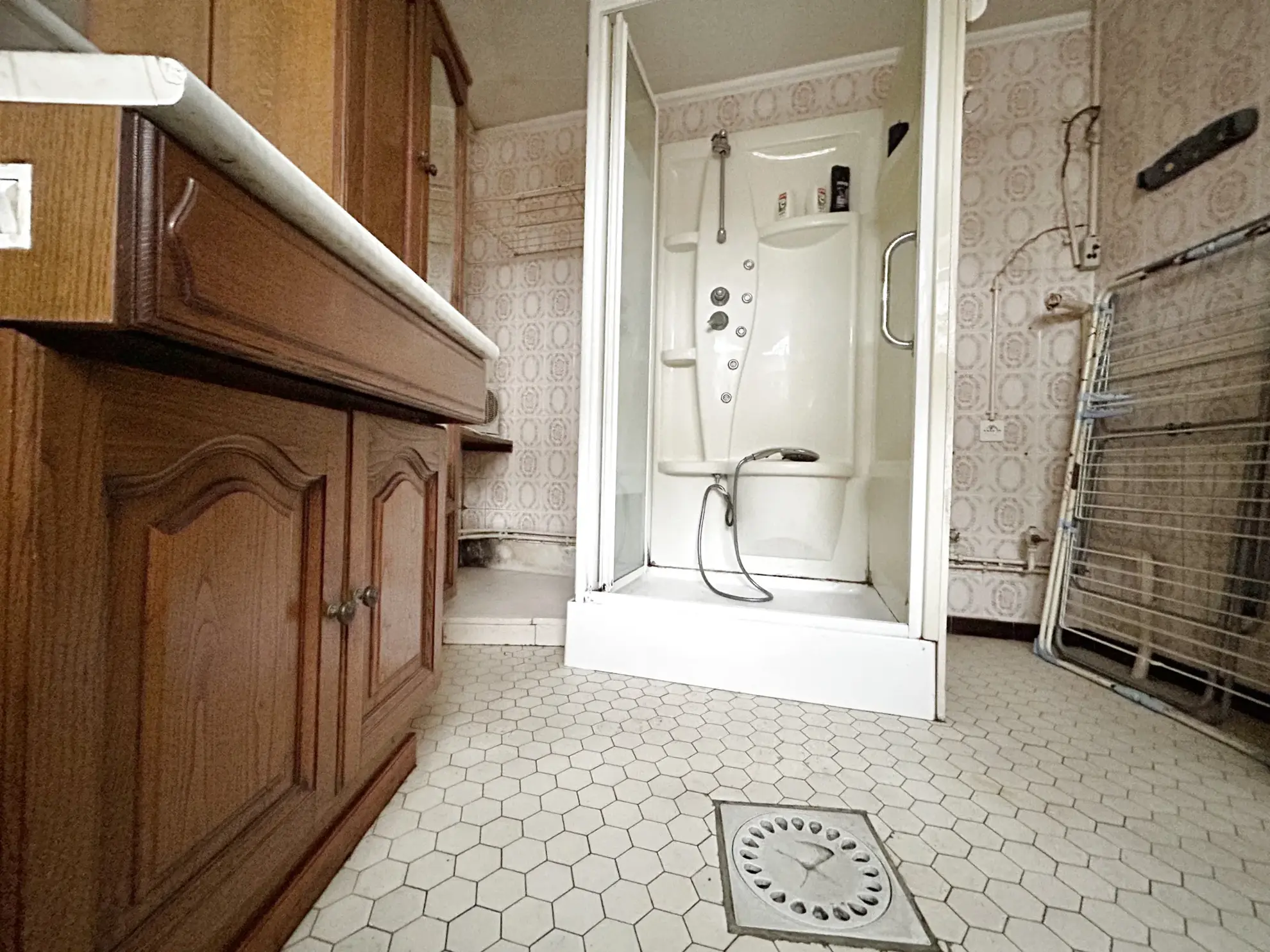 Maison de ville à Henin-Beaumont avec cour et dépendance - 90 m² 