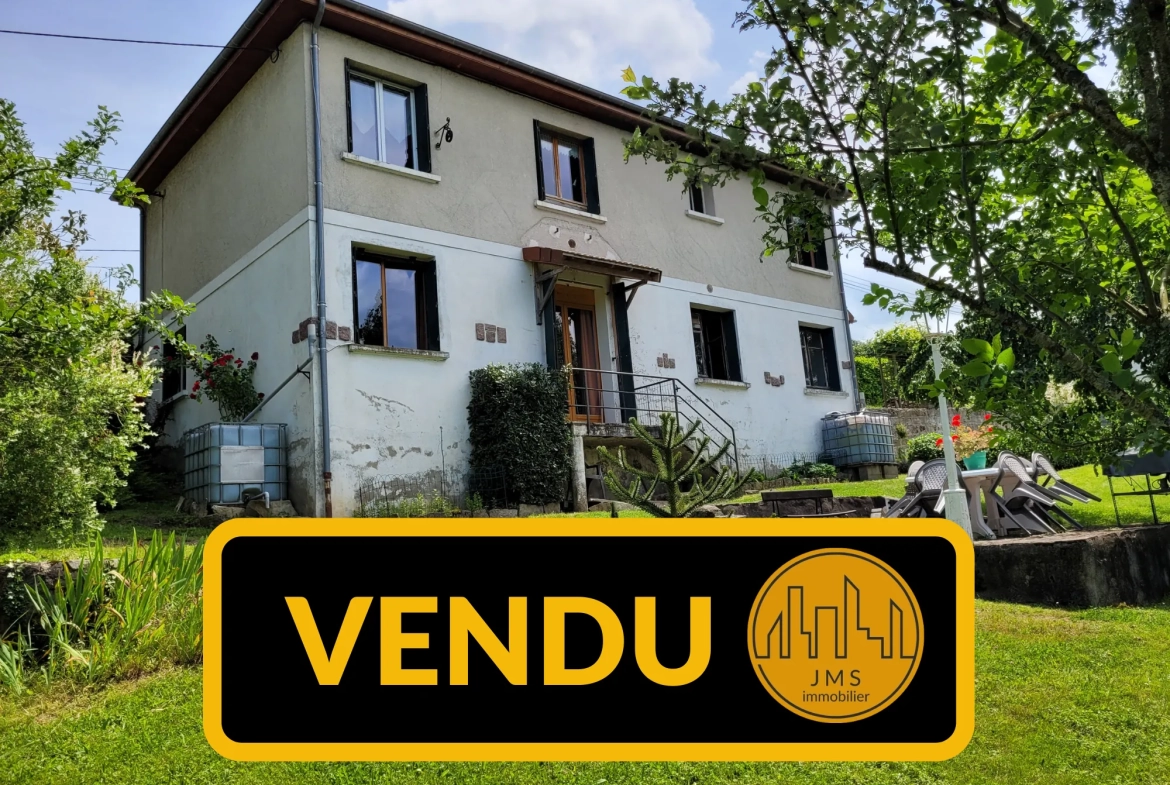 Charmante maison à Noyant d'Allier avec généreux terrain de 2300 m² 