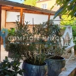 Maison de plain-pied à vendre à Moules et Baucels, 95 m² avec terrain arboré