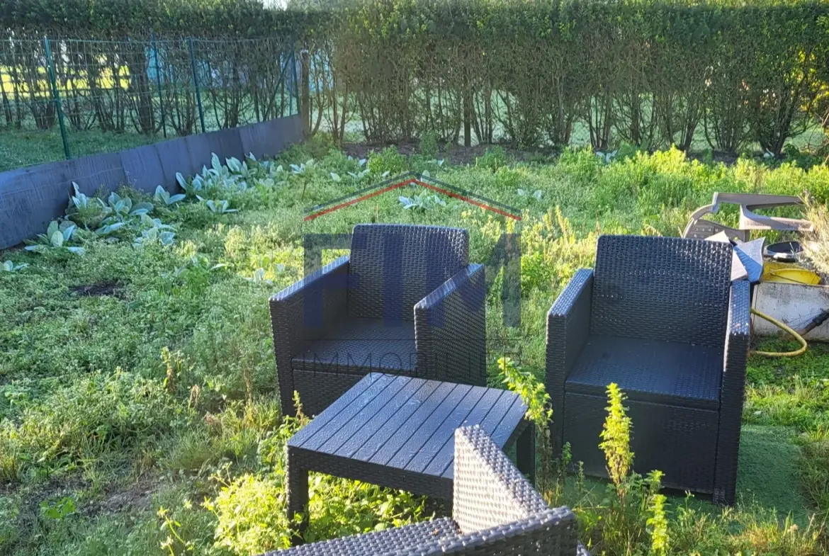 Maison à vendre à Envermeu avec garage, dépendance et jardin de 592 m² 