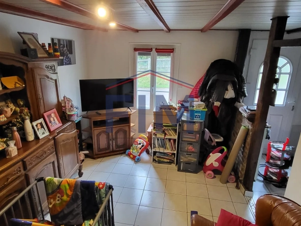 Maison à vendre à Envermeu avec garage, dépendance et jardin de 592 m² 