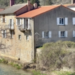 Charmante maison de village avec dépendances à Versols (12400) - Potentiel d'investissement