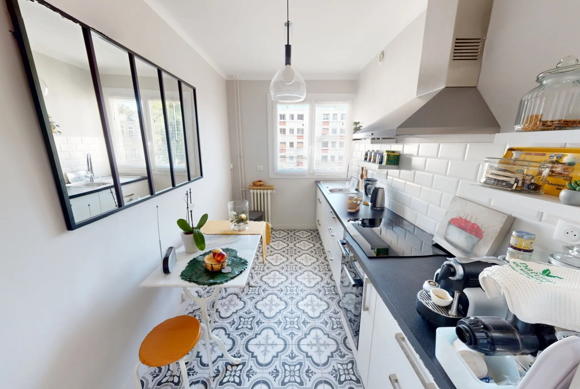 Appartement 2 pièces à Montpellier avec balcon, cave et proximité commodités 