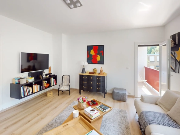 Appartement 2 pièces à Montpellier avec balcon, cave et proximité commodités 
