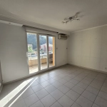 Appartement 3 pièces à Saint André à proximité de Nice avec parking et balcon