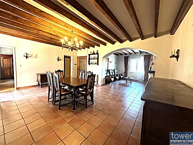Maison de ville de caractère à Muret avec jardin et garage – Centre historique 