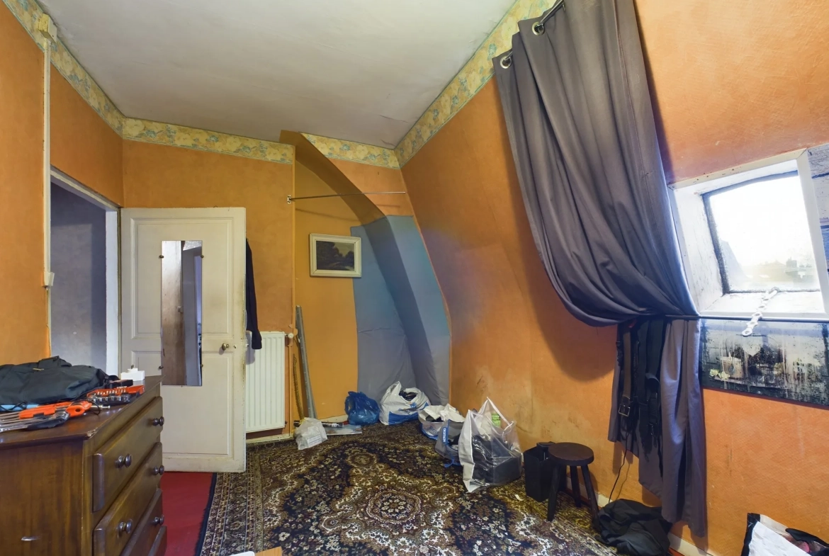 Appartement de 54,85 m² au centre-ville de Nevers avec potentiel d'aménagement 
