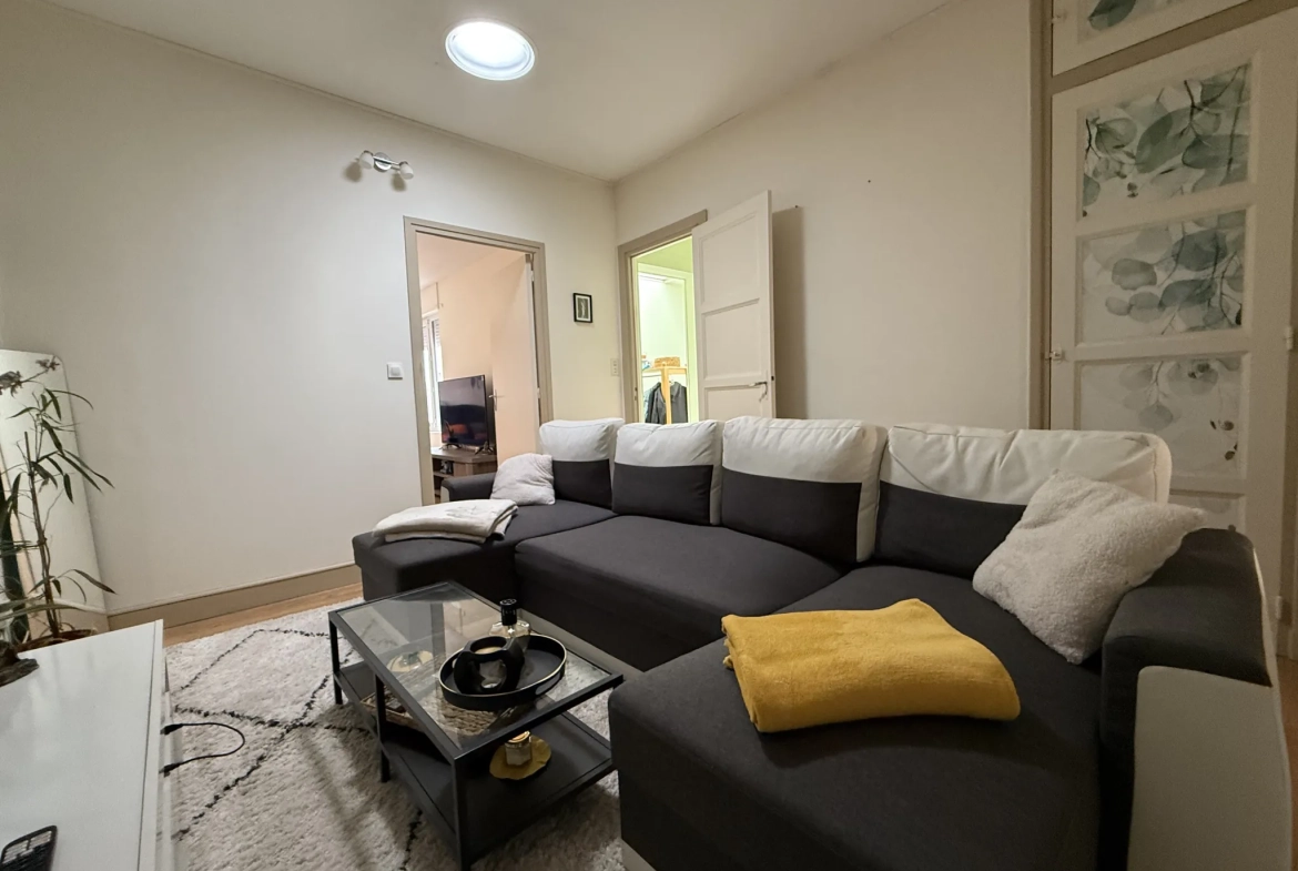 Investissement immobilier à Vimoutiers - Maison à diviser ou rénover 