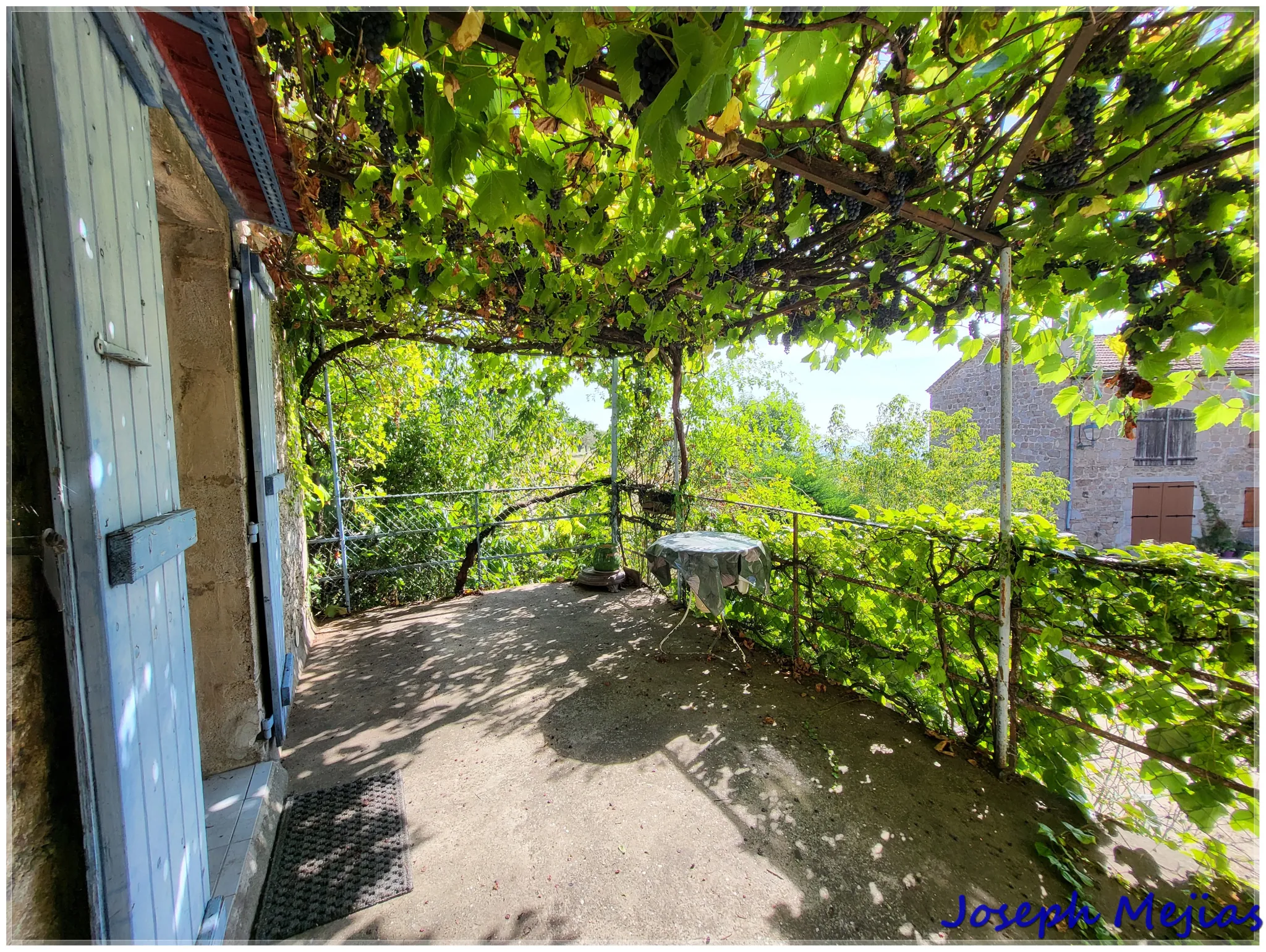 Maison à vendre à Gluiras de 108 m² avec jardin et studio indépendant 