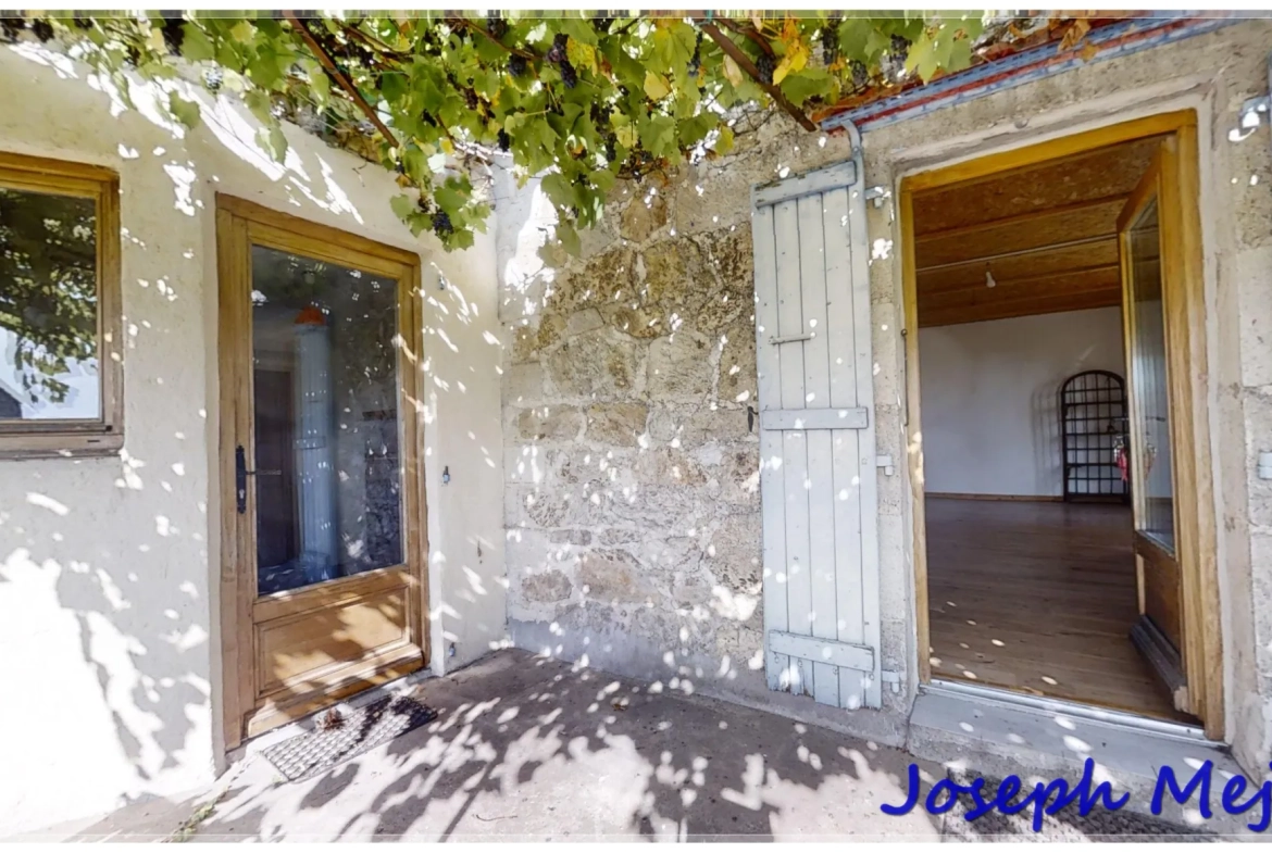 Maison à vendre à Gluiras de 108 m² avec jardin et studio indépendant 