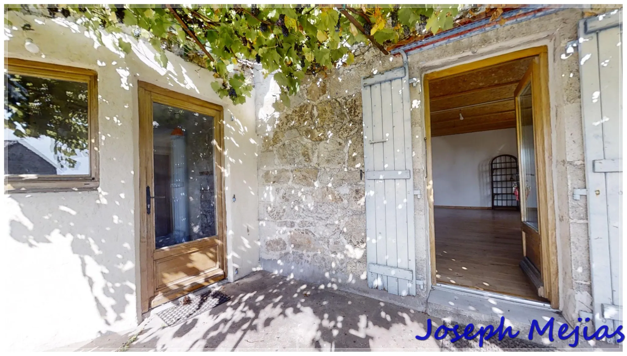 Maison à vendre à Gluiras de 108 m² avec jardin et studio indépendant 