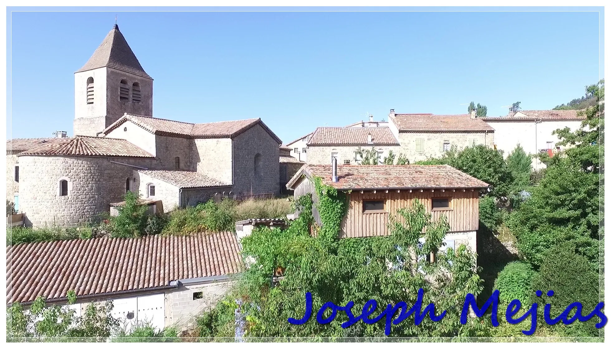 Maison à vendre à Gluiras de 108 m² avec jardin et studio indépendant 