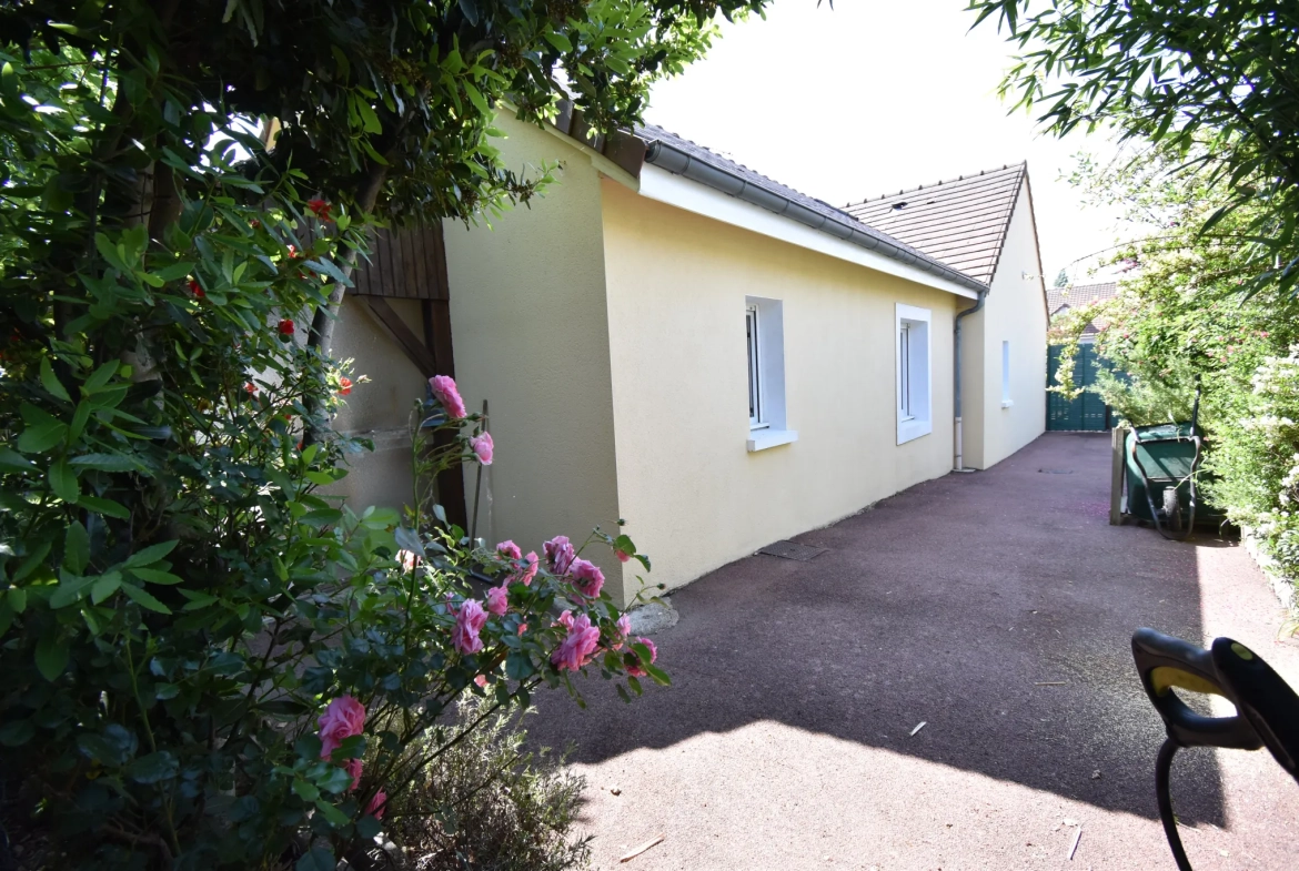 Magnifique maison 3 chambres à Authon du Perche avec jardin et garage 