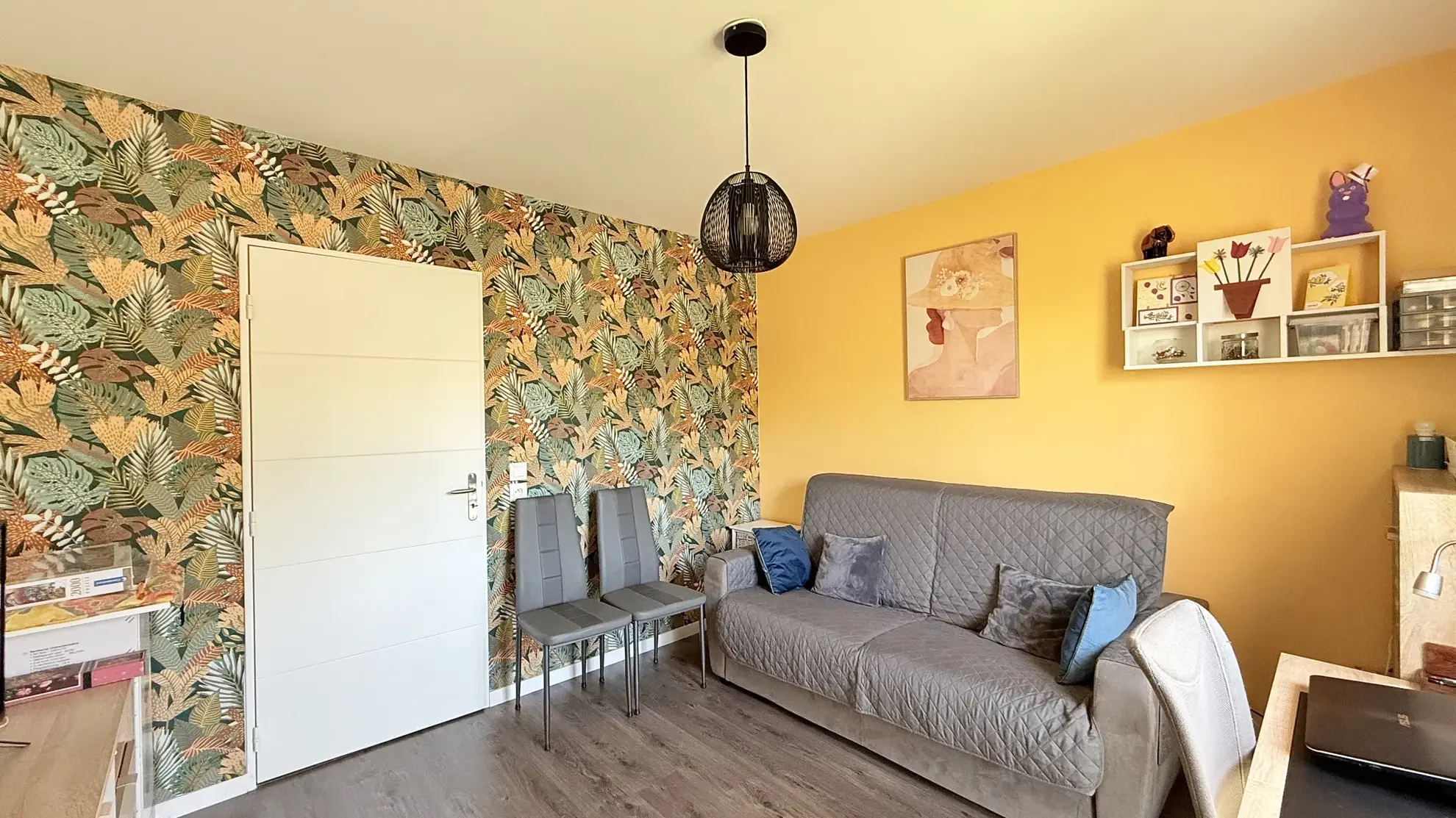 Appartement T3 lumineux avec balcon, garage et parking à Frans 