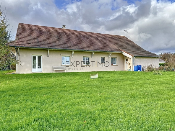Maison 150 m² avec dépendances, chauffage géothermique à Saint Germain du Plain