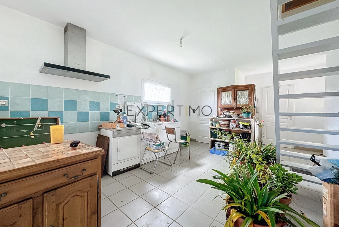 Maison 150 m² avec dépendances, chauffage géothermique à Saint Germain du Plain 