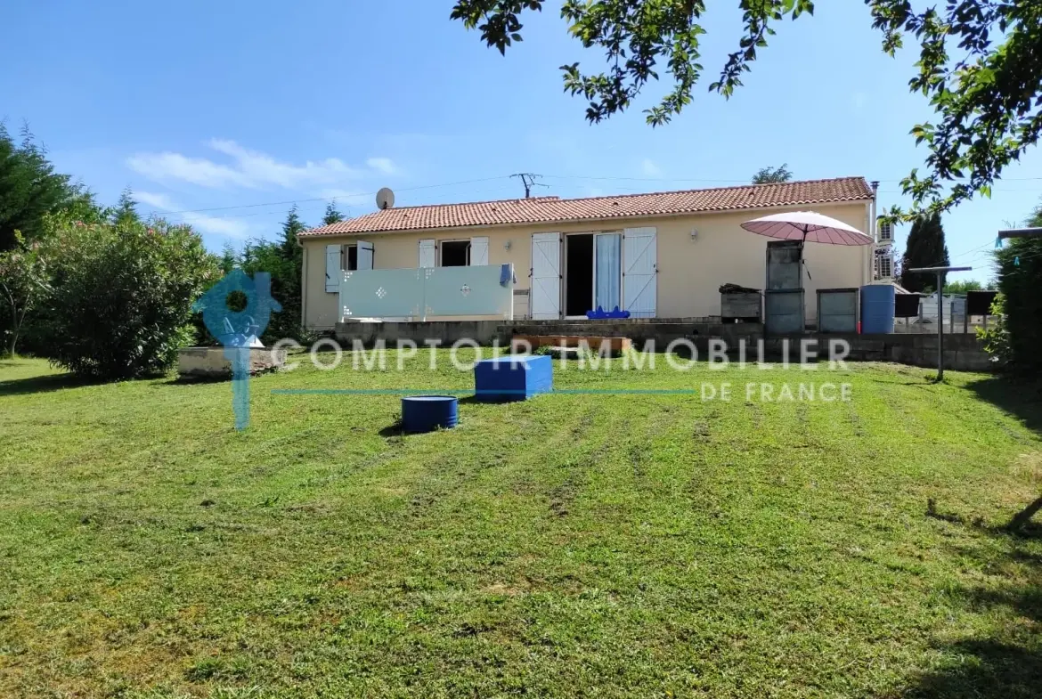 Maison de plain-pied avec 3 chambres et grand jardin proche Soual 