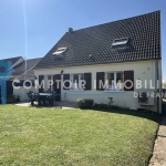 Maison familiale de plain-pied à La Ferté Alais avec garage et terrasse