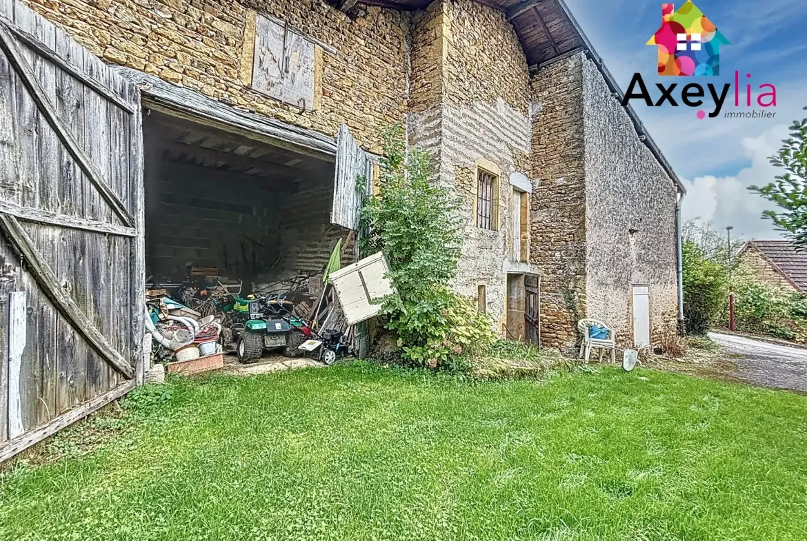 Maison à Pouilly-sous-Charlieu à vendre avec terrain, dépendances et potentiel d'extension 