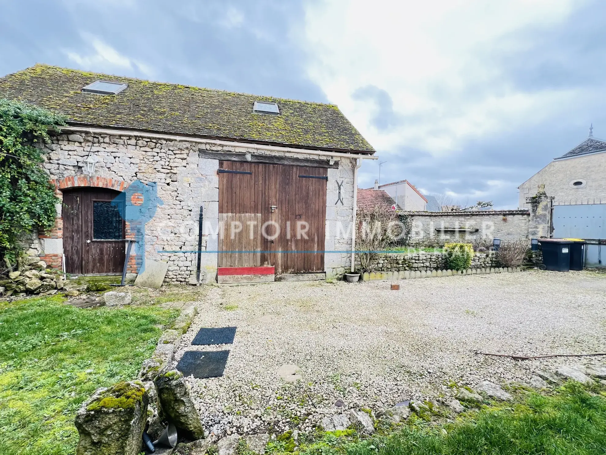 Maison de 89 m² avec dépendance à Voves - Belle opportunité immobilière 