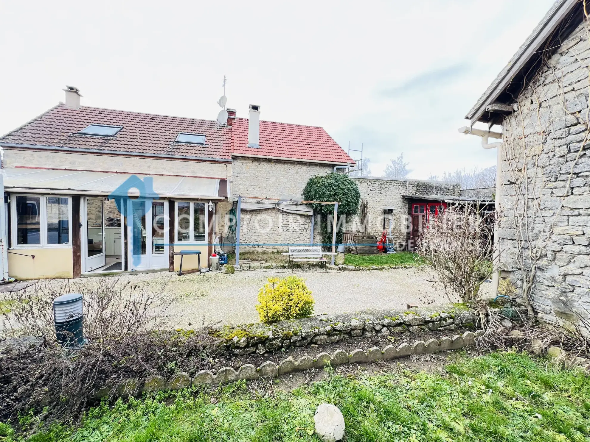 Maison de 89 m² avec dépendance à Voves - Belle opportunité immobilière 