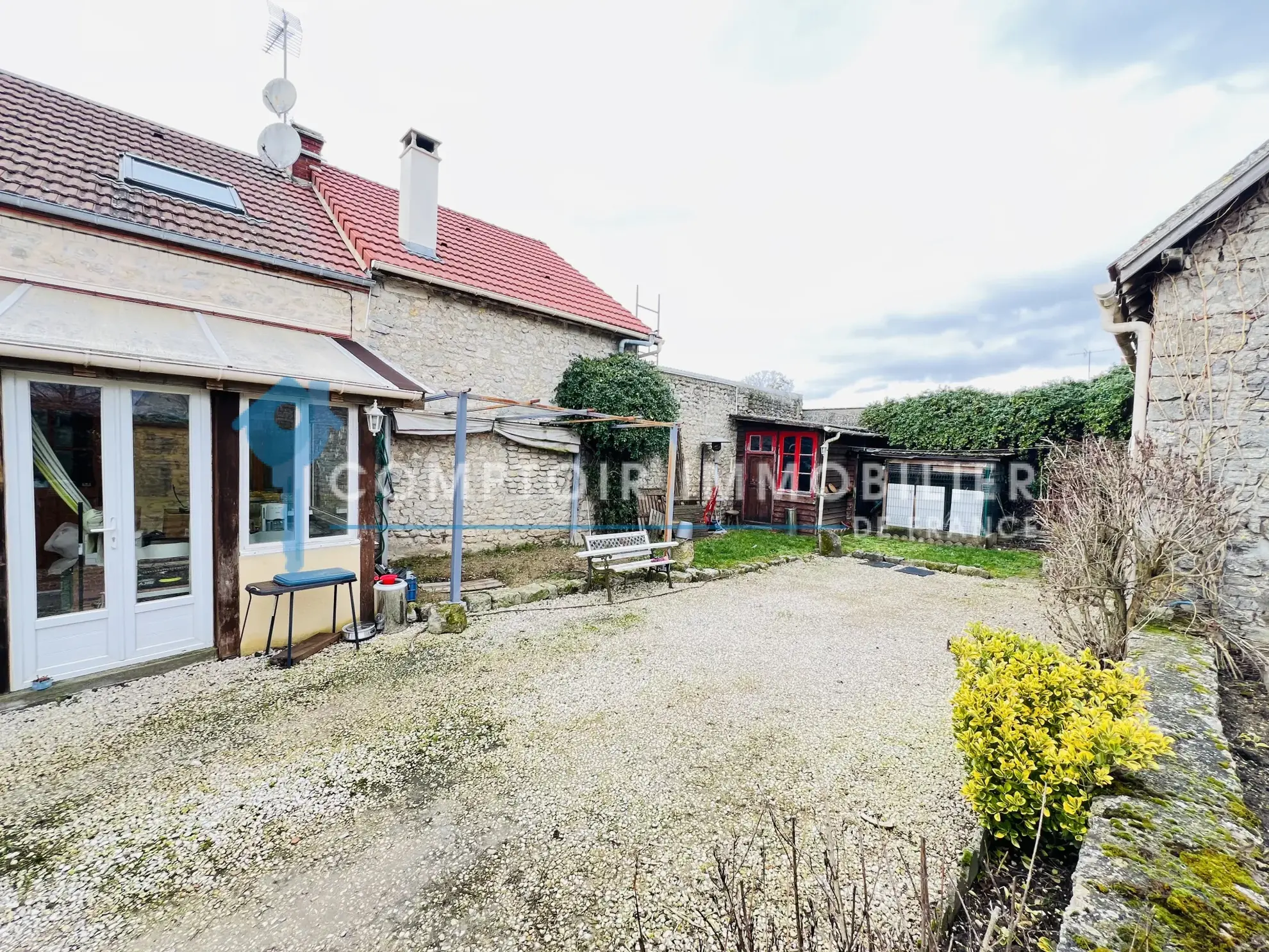 Maison de 89 m² avec dépendance à Voves - Belle opportunité immobilière 