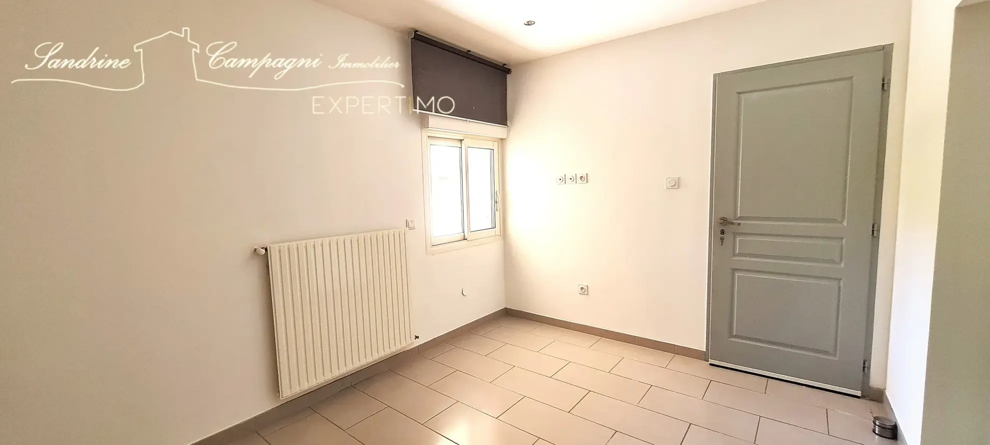 Maison de ville rénovée avec 4 chambres à Carpentras, proche du centre-ville 