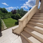 Maison de ville rénovée avec 4 chambres à Carpentras, proche du centre-ville
