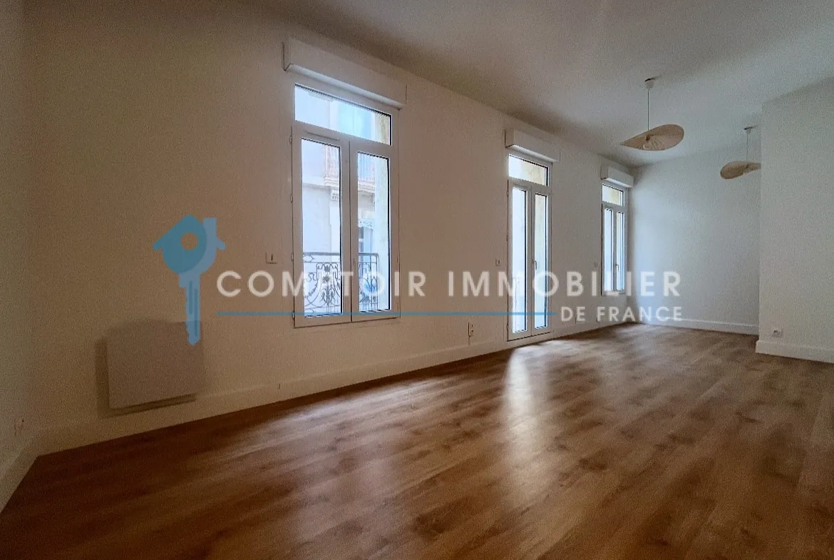 Maison de village avec terrasse à vendre à Codognan - 3 chambres, rénovée, cœur de ville 