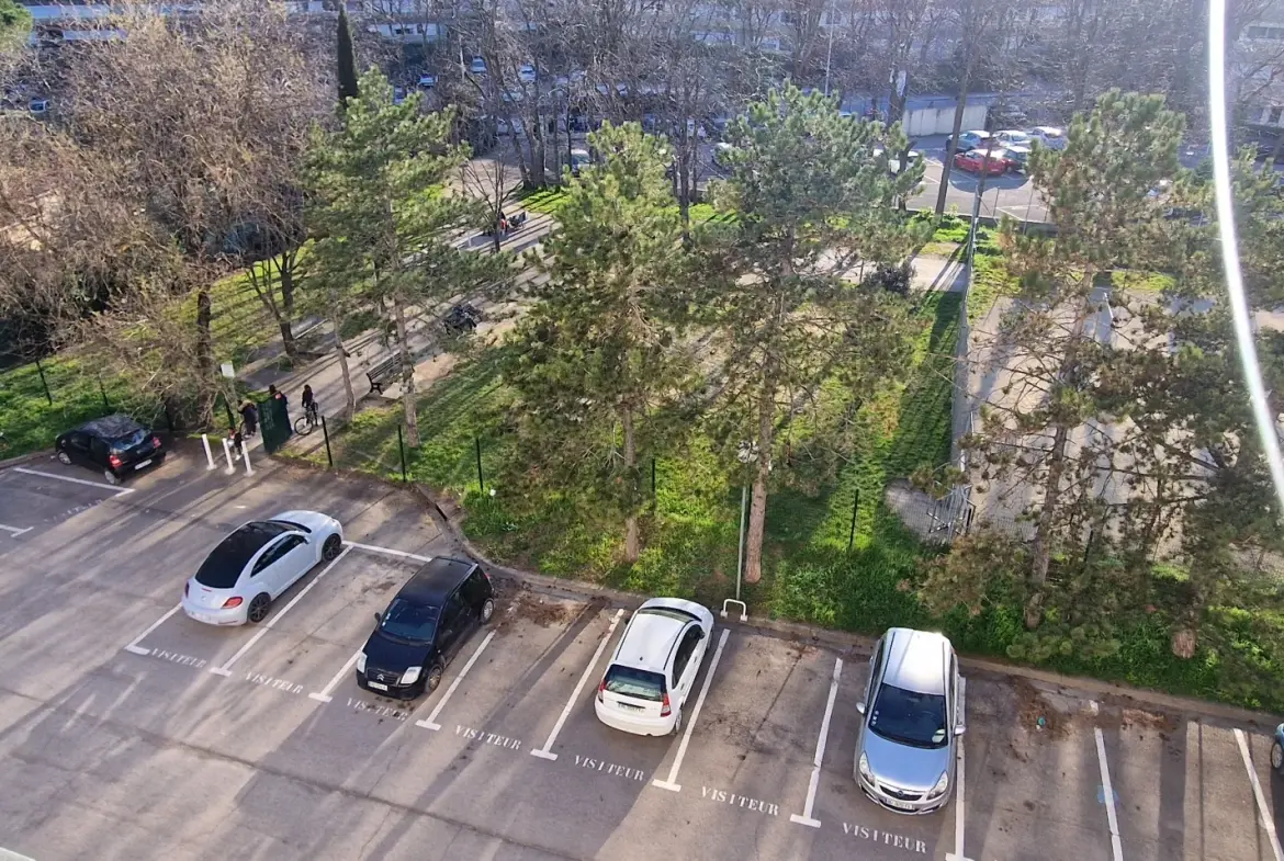 Appartement T4 rénové avec vue dégagée à Montpellier 