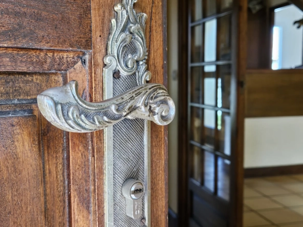 Belle maison à vendre à Carcassonne avec 4 chambres, garage et jardin 