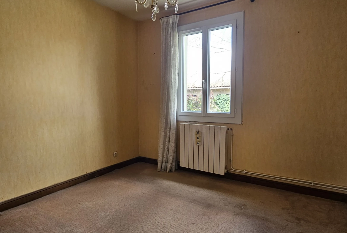 Belle maison à vendre à Carcassonne avec 4 chambres, garage et jardin 
