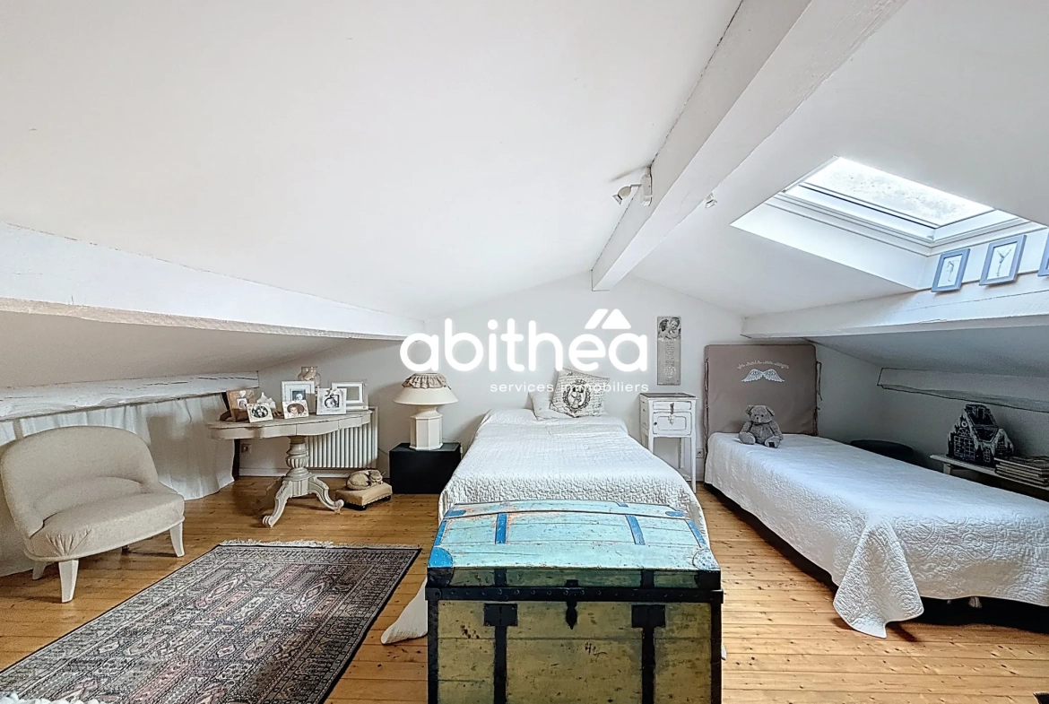 Charmante maison de village de 86m² avec garage et jardin proche de Cognac 